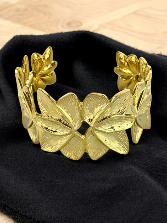 VIVAZS 18K Gold Plated Flower shaped Bracelet