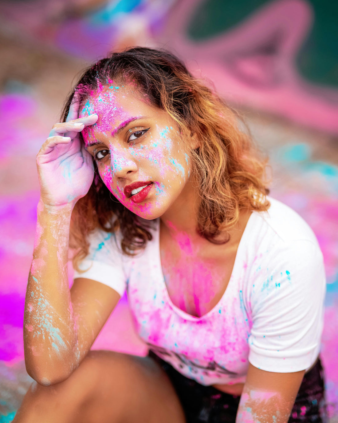 Unveiling the Brilliance of the Color Festival Holi and its Enchantment with Jewelry
