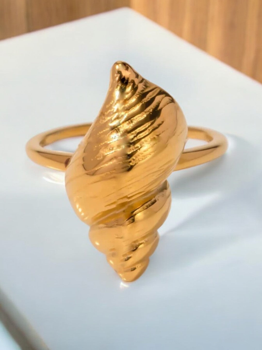 VIVAZS 18K Gold Plated Sea Vibe Conch Resizable Ring