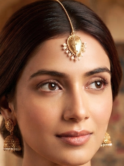 Gold-Plated Pearl Traditional Maang Tikka