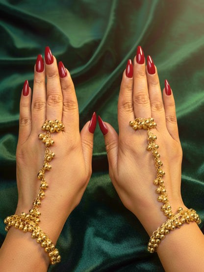 VIVAZS Gold-Plated Ring Bracelet With Hathphool