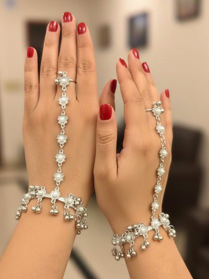 VIVAZS Silver-Plated Pearl Ring Bracelet With Hathphool