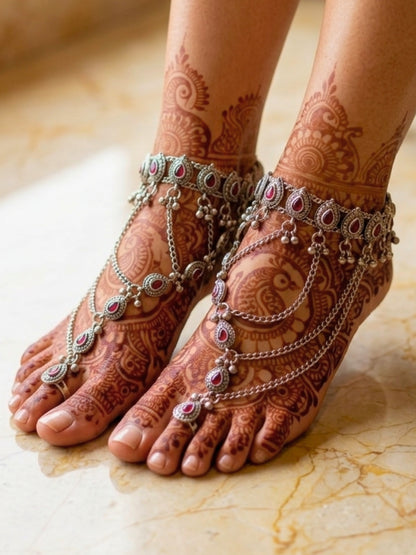 Women Oxidised Silver-Plated Pink Kundan Stone-Studded Layered Anklet with Toe Ring