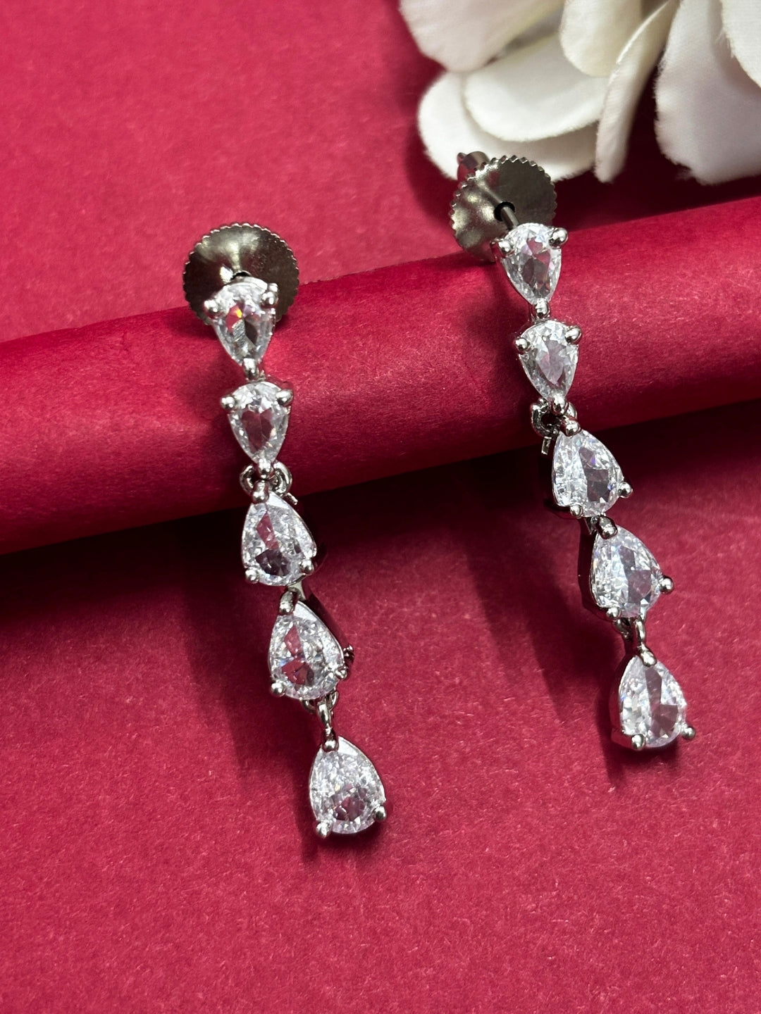 Silver Plated Ad & Cubic Zirconia Studded Premium Necklace Jewellery Set