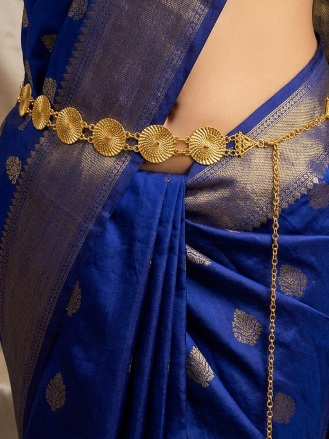 Women Oxidised Silver-Plated Textured Disc Kamarbandh Waist Belt