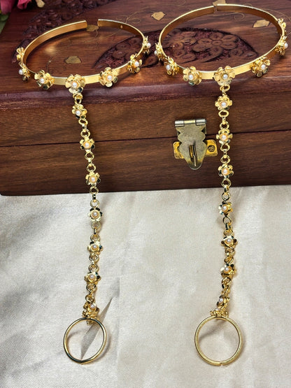 Gold-Plated Floral Pearl Adjustable Bracelet with Finger Ring Hand Harness Hathphool