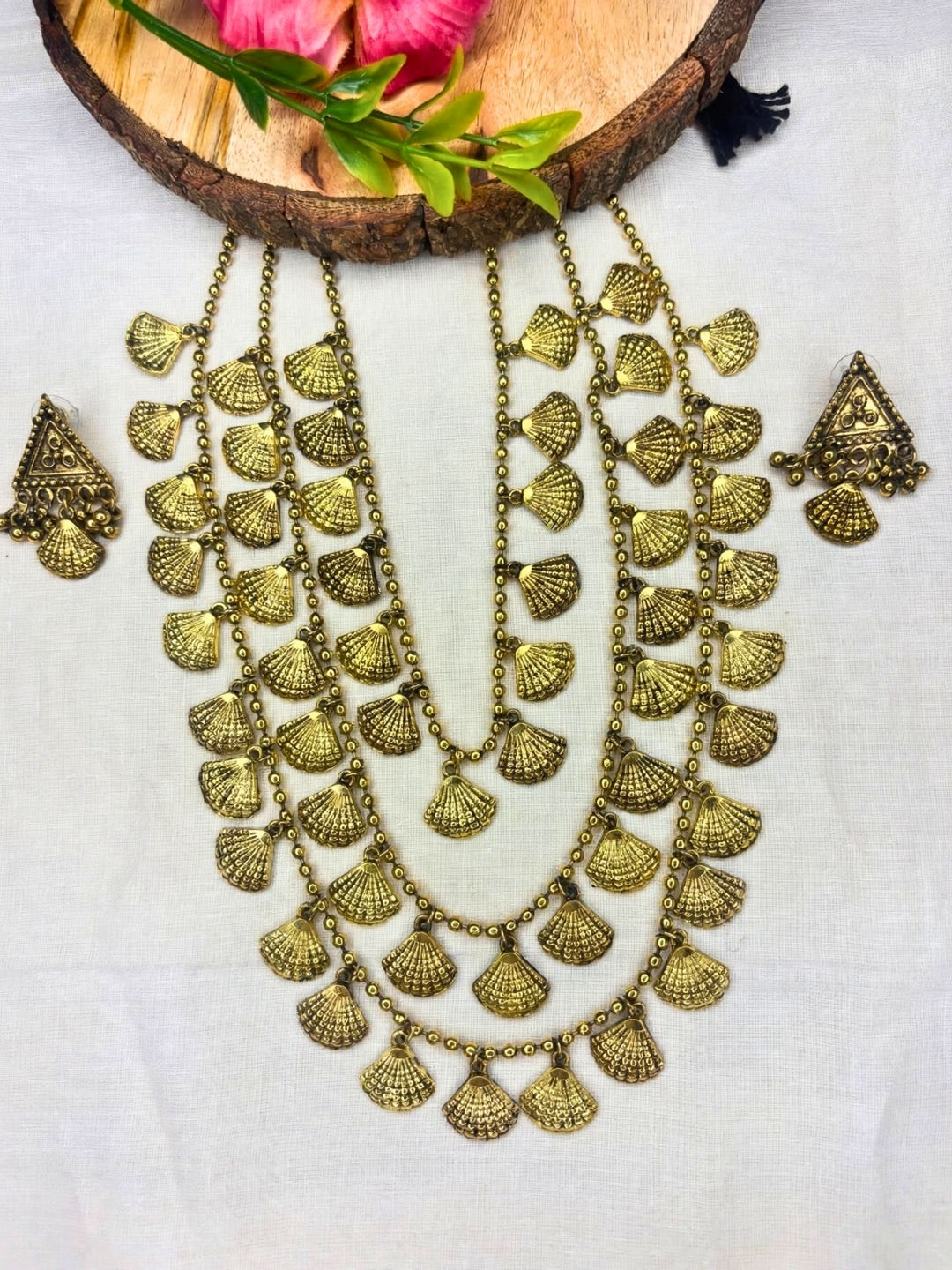 Gold Plated Antique Layered Shell Charm Long Necklace Jewellery Set