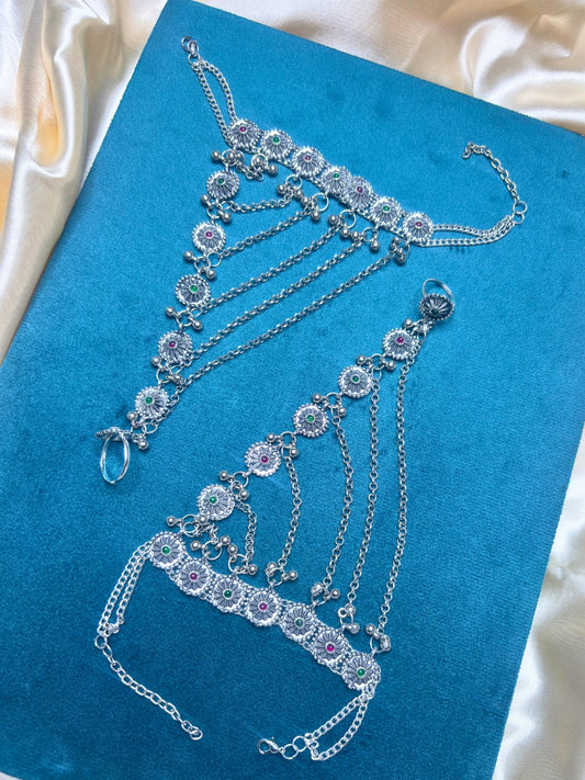 Women Oxidised Silver-Plated Pink Kundan Stone-Studded Layered Chain Anklet with Toe Ring