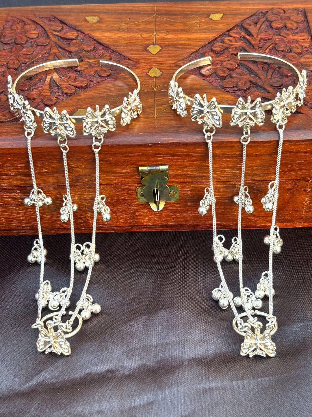 VIVAZS Silver-Plated Butterfly Ring Bracelet With Hathphool