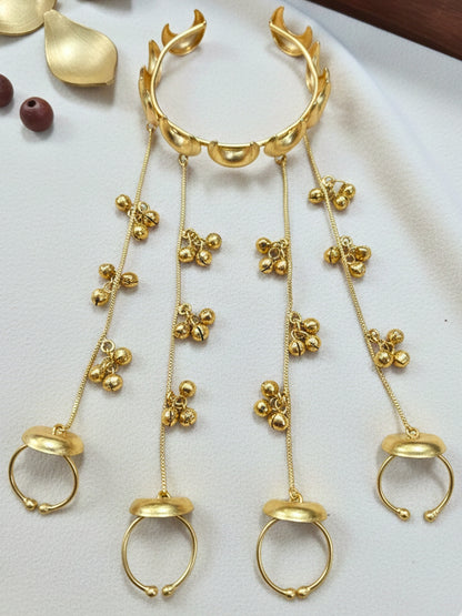 Gold-Plated Ring Chand Bracelet With Hathphool (One Hand Only)