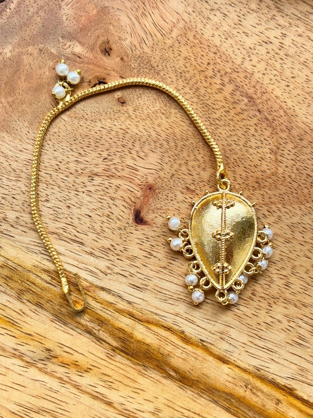 Gold-Plated Pearl Traditional Maang Tikka