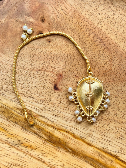 Gold-Plated Pearl Traditional Maang Tikka