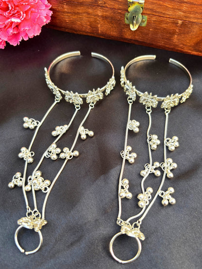 VIVAZS Silver-Plated Butterfly Ring Bracelet With Hathphool