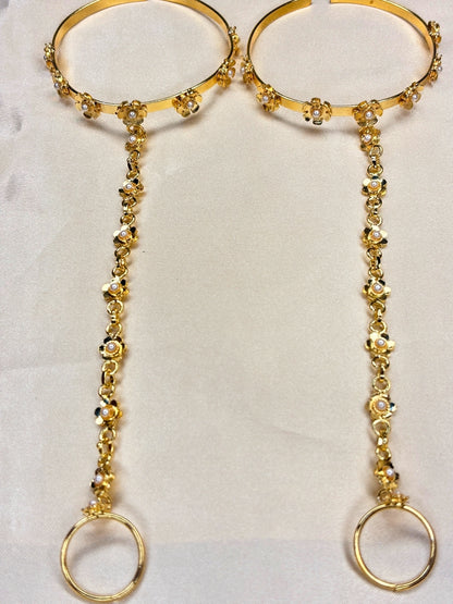 Gold-Plated Floral Pearl Adjustable Bracelet with Finger Ring Hand Harness Hathphool