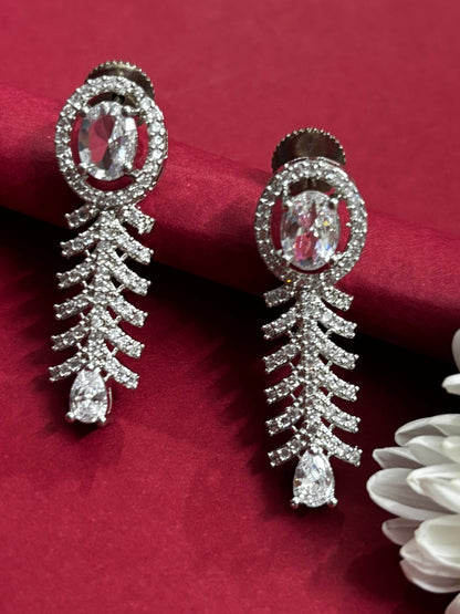 Silver Plated Ad & Cubic Zirconia Studded Premium Necklace Jewellery Set