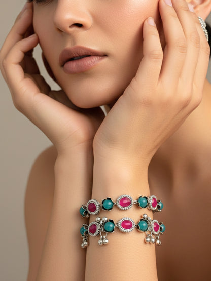 2pcs Silver Toned Adjustable Traditional Bangles