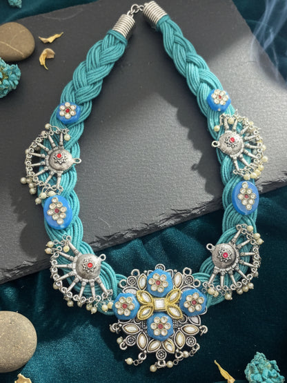 VIVAZS Jute Oxidised Silver Kundan Studded Crochet Necklace