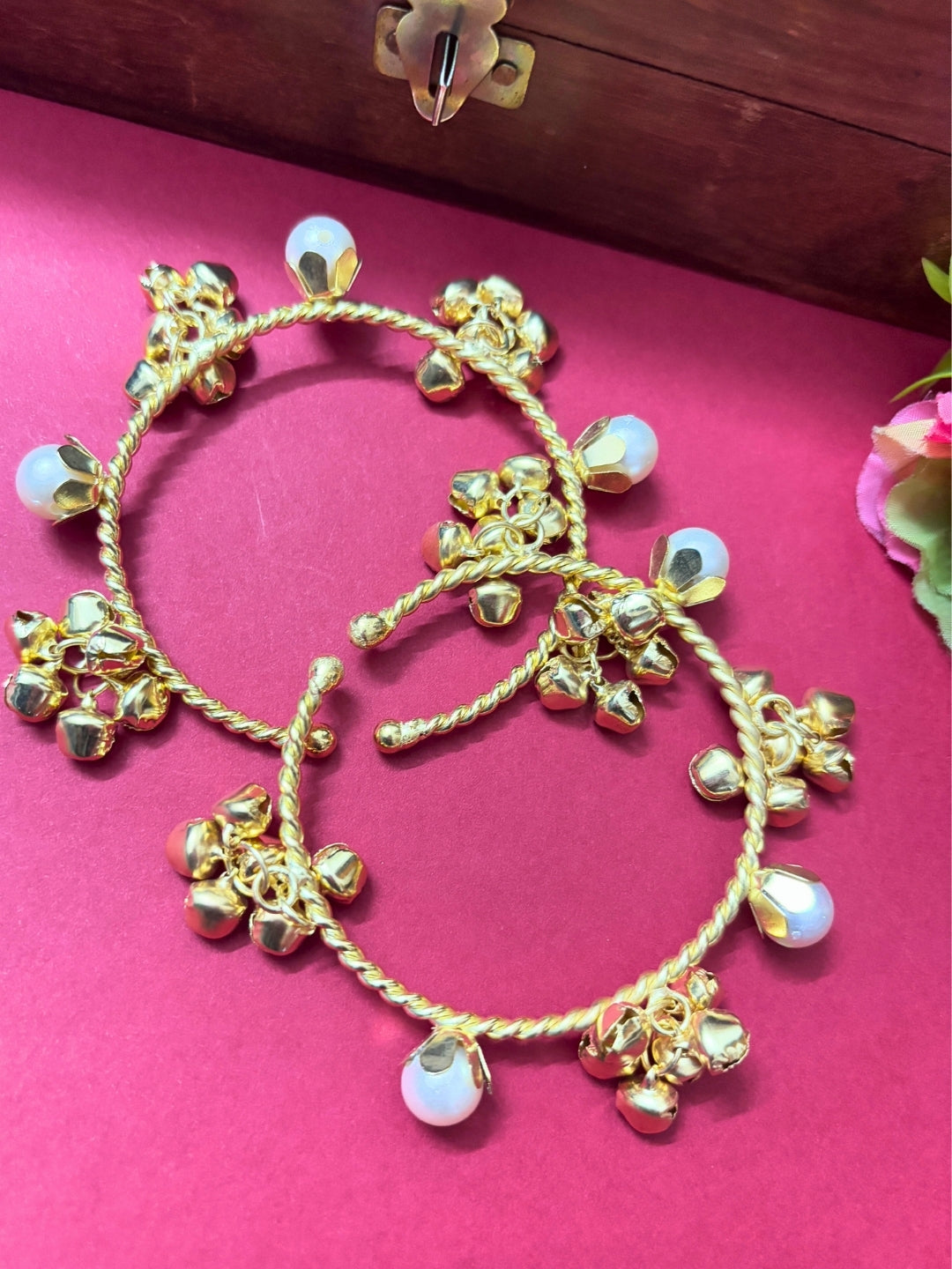 VIVAZS Set of 2 18K Gold Toned Pearl Adjustable Gungaroo Traditional Bangles