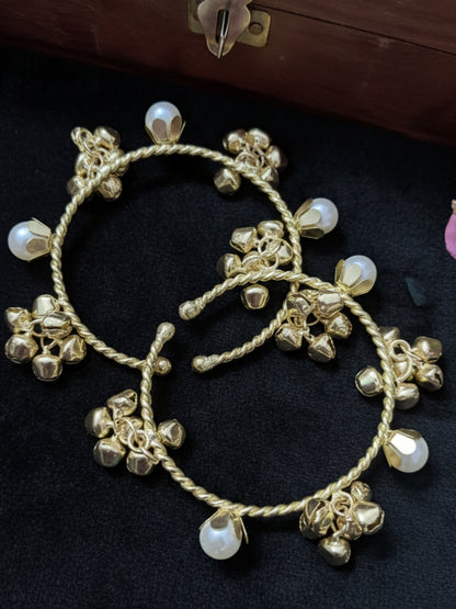 VIVAZS Set of 2 18K Gold Toned Pearl Adjustable Gungaroo Traditional Bangles