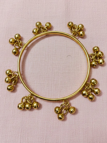 VIVAZS Set of 4 18K Gold Plated Adjustable Gungaroo Traditional Bangles