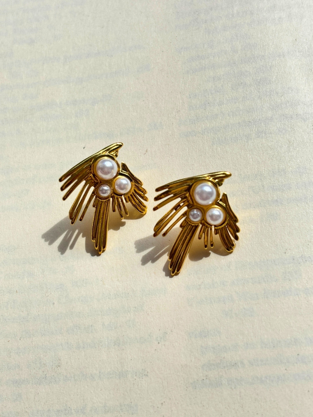 Women 18k Gold Plated Pearls Beaded Abstract Leaf Design Waterproof & Anti-Tarnish Earrings