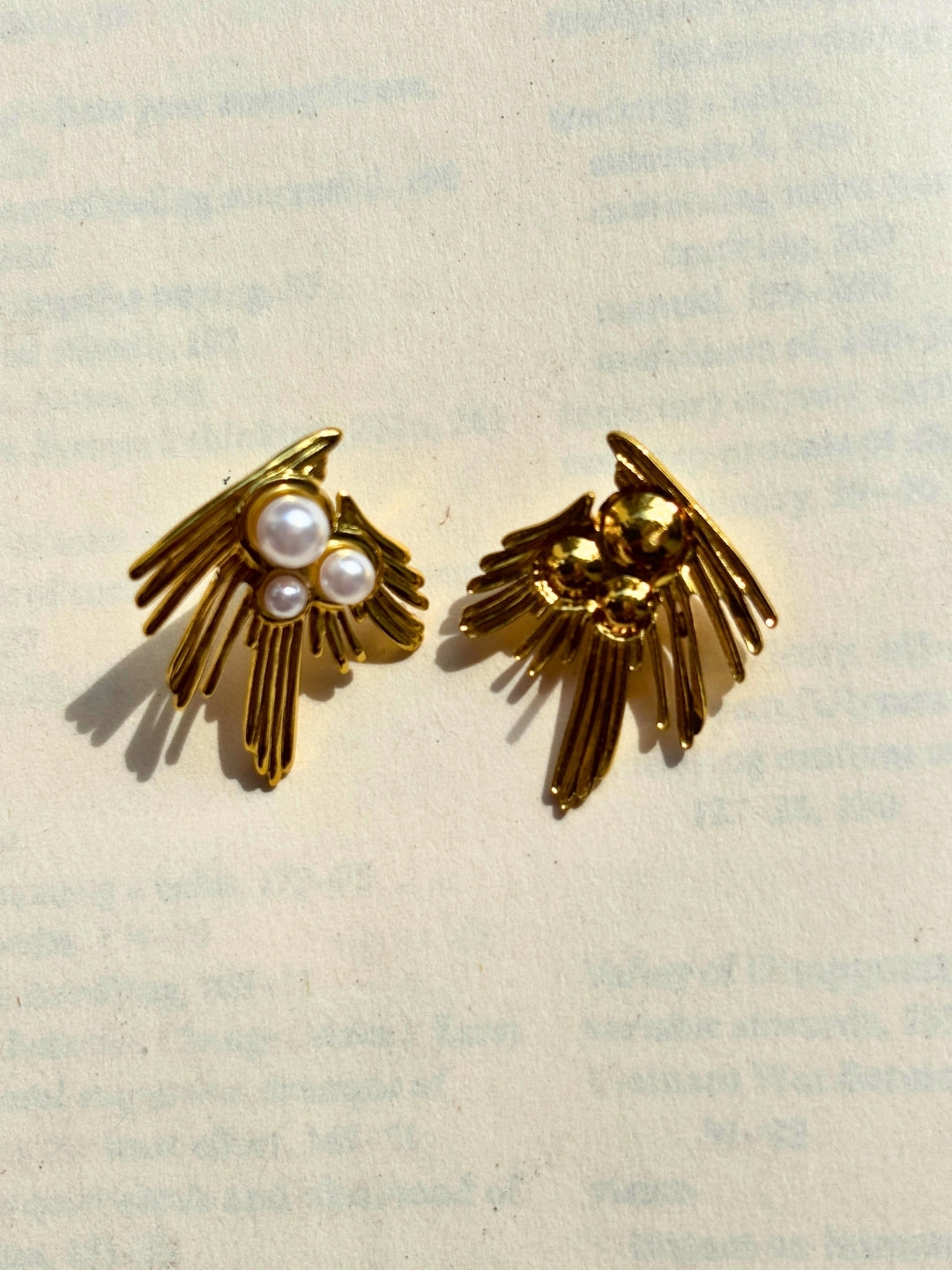 Women 18k Gold Plated Pearls Beaded Abstract Leaf Design Waterproof & Anti-Tarnish Earrings