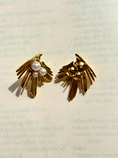 Women 18k Gold Plated Pearls Beaded Abstract Leaf Design Waterproof & Anti-Tarnish Earrings