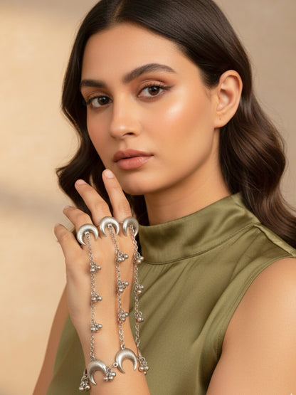 Silver Plated Hathphool Ring Bracelet