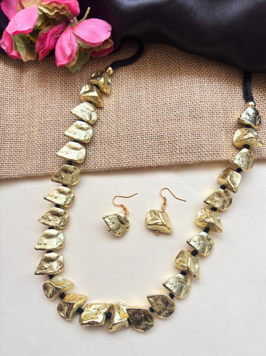 Textured Statement Necklace Set