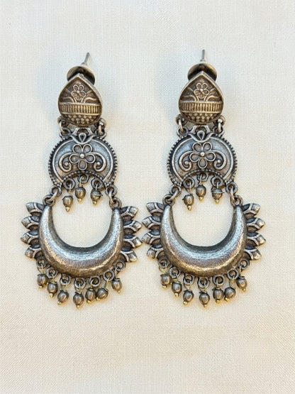 Women Silver-Plated Oxidized Crescent-Shaped Chandbali Drop Earrings