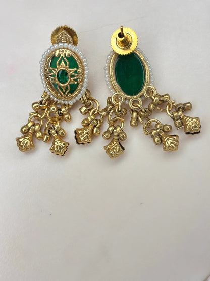 Gold-Plated Green Kundan Stone Contemporary Stud Earrings