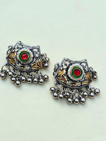 Women Oxidised Silver-Plated Floral Pendant Necklace set