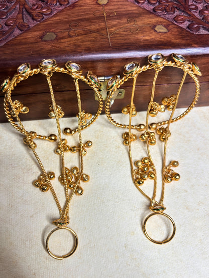 Gold-Plated Kundan Studded Ghungaroo Hath Phool  Kashmiri Ring Bracelet set