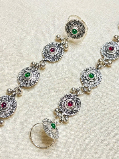 Women Oxidised Silver-Plated Pink Kundan Stone-Studded Anklet with Toe Ring