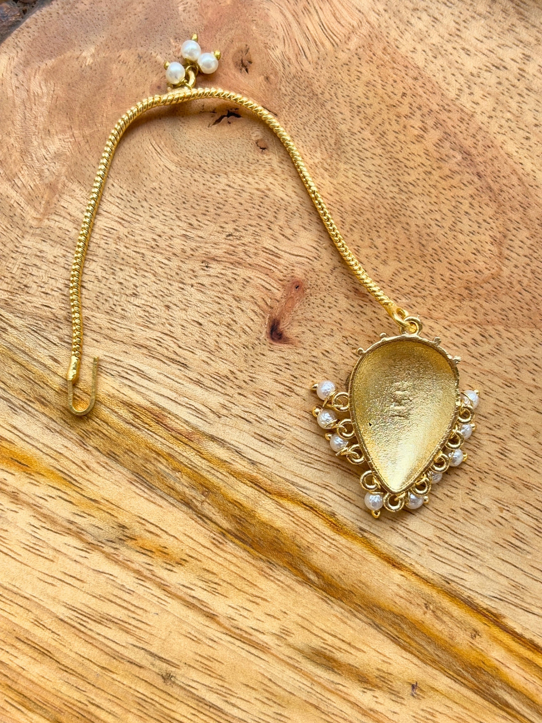 Gold-Plated Pearl Traditional Maang Tikka