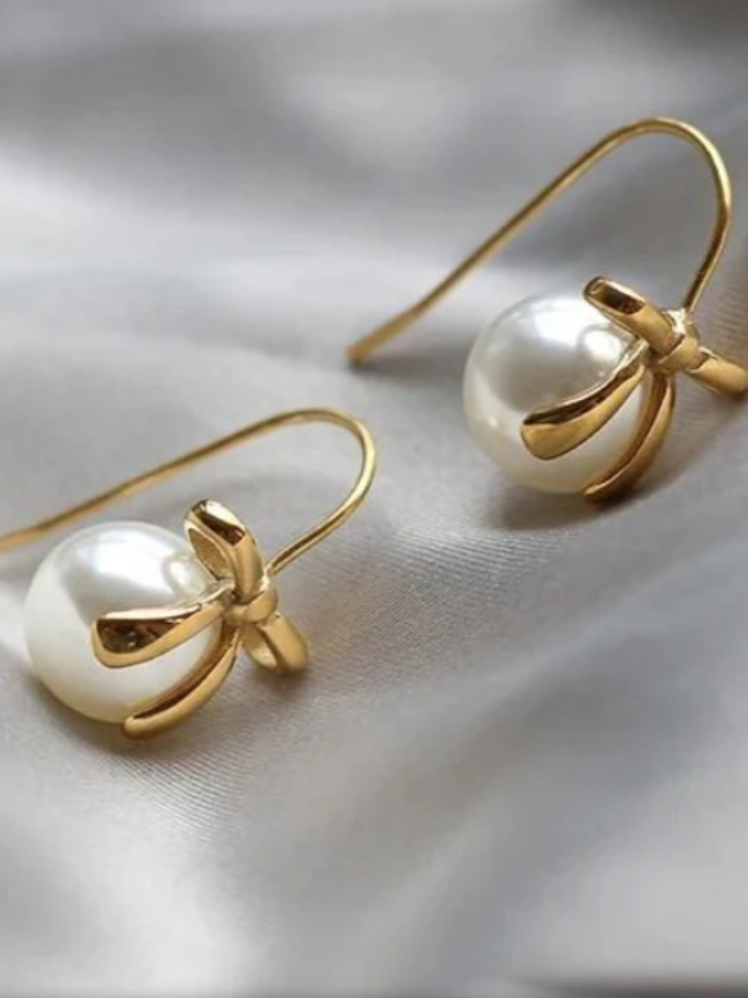 VIVAZS 18K PVD Gold Plated Pearl Stud earrings
