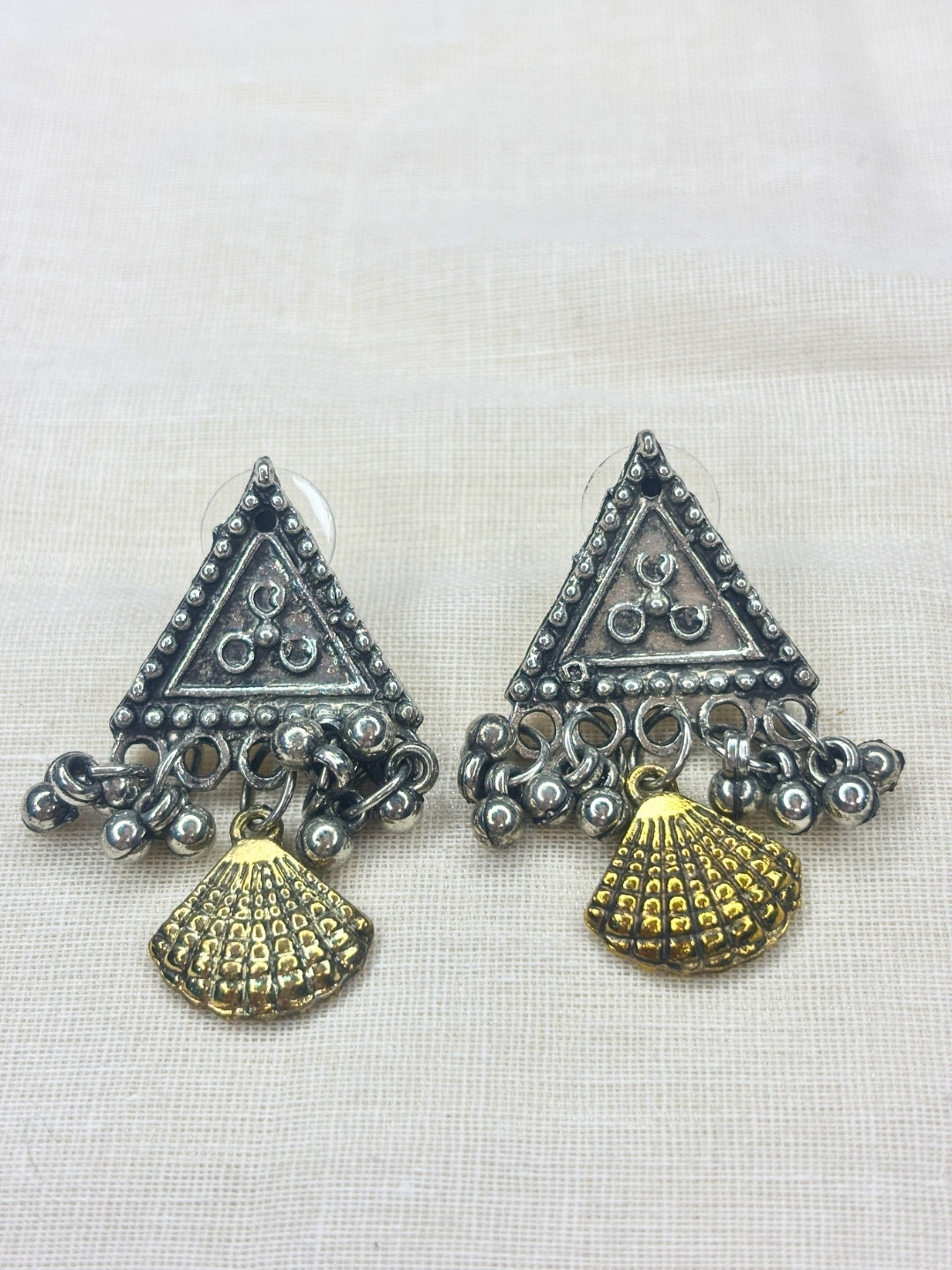 Oxidised Silver Plated Dual-Toned Antique Layered Shell Charm Long Necklace Jewellery Set