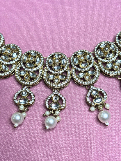 Gold-Plated Kundan -Studded & Beaded Studded Bridal Jewellery Set