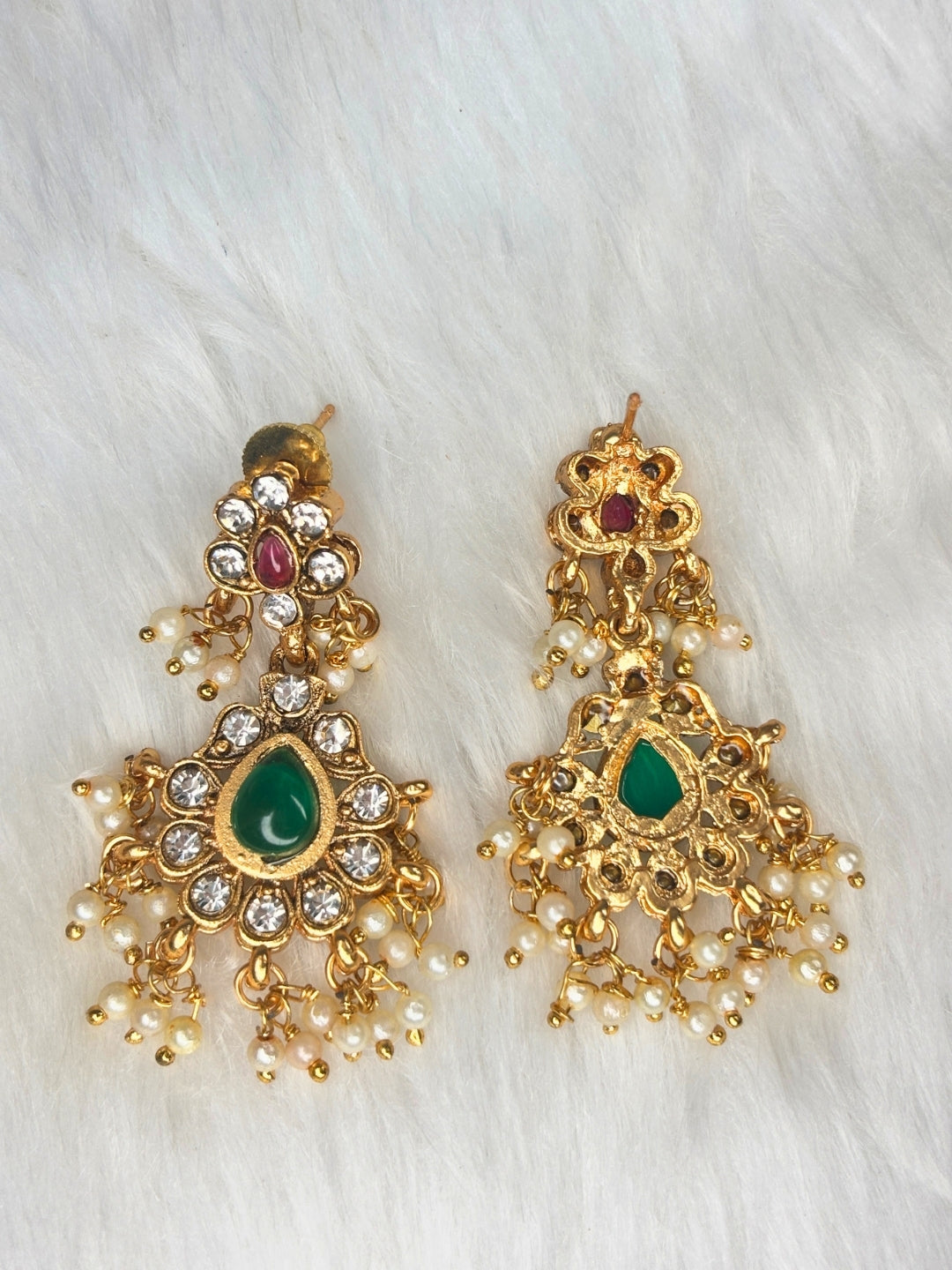 Gold-Plated Kundan & Emerald Green Traditional Bridal Guttapusalu Jewellery Set