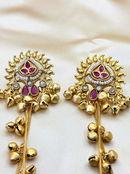Women Gold-Plated Kundan Studded Earrings with Hair Chain