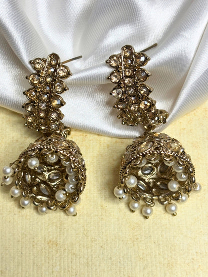 Gold-Plated  Kundan & Pearl Studded Layered  Jhumka Earrings