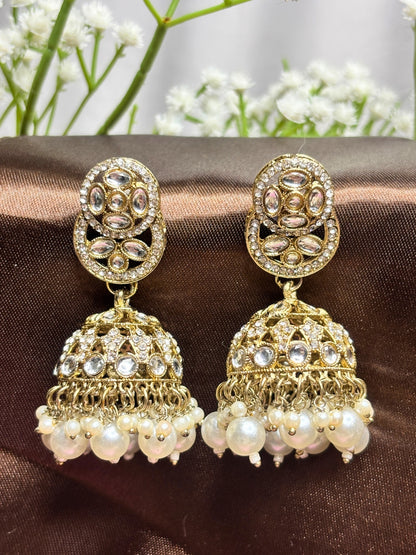 Gold-Plated Kundan -Studded & Beaded Studded Bridal Jewellery Set
