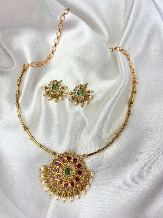 Gold-Plated Ruby & Green Stone Pendant Necklace Jewellery Set with Stud Earrings