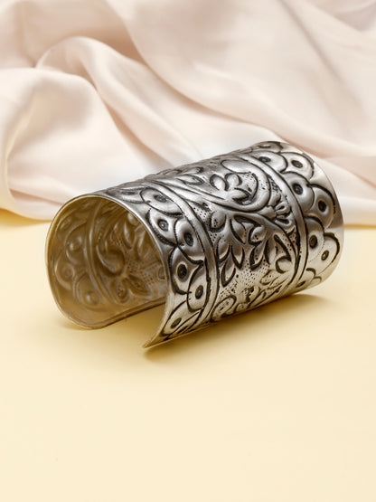 VIVAZS Women Silver-Plated Oxidised Cuff Bracelet/Handcuff