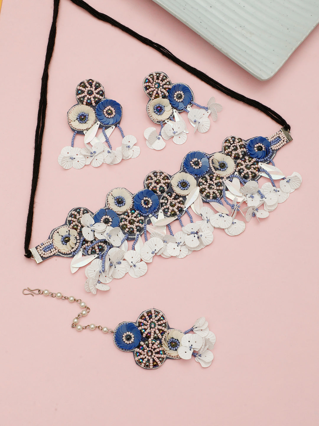 VIVAZS Floral Jewelry Set with Earrings and MaangTikka