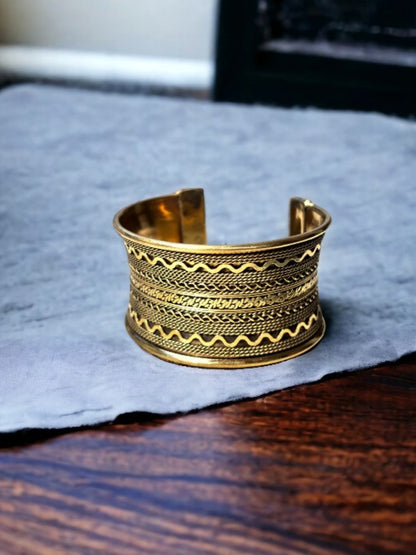 Vivazs Women Golden -Toned Oxidised Cuff Bracelet