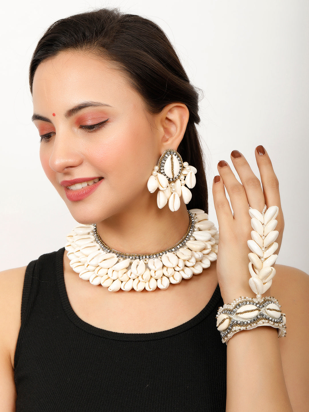 Vivazs Cowrie Shell Choker Necklace set with earrings and Bracelet(Adjustable)