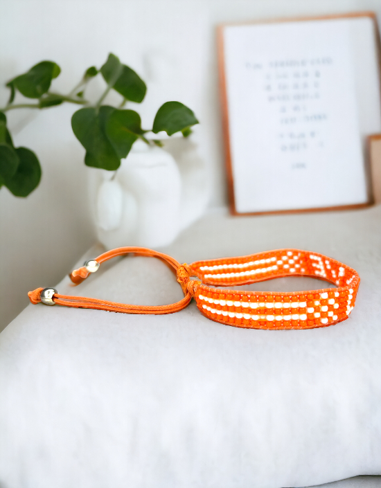 VIVAZS Seed Bead Love Bracelet - Orange and White