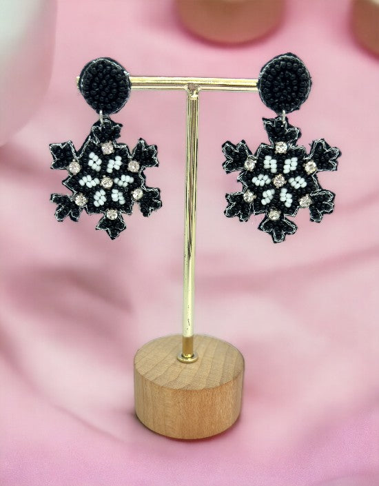 VIVAZS Fashionable Snowflake Earrings - Handcrafted Beaded Jewelry(Black)