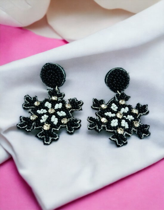 VIVAZS Fashionable Snowflake Earrings - Handcrafted Beaded Jewelry(Black)